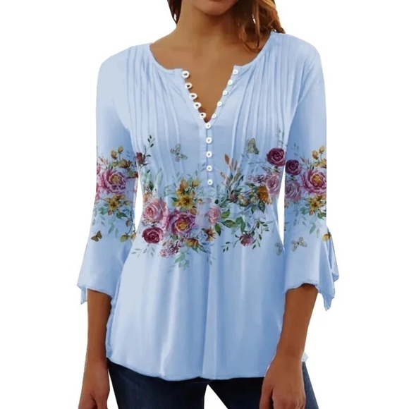 Tops - Butterfly Floral V Neck Button Top Light Blue XL